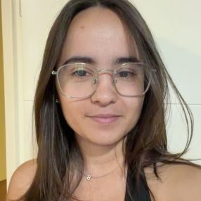 Ariadna, Babysitter in Sant Vicent del Raspeig