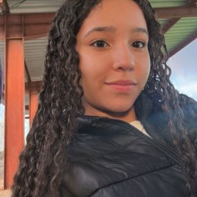 Ana Luiza, Niñera o canguro en Tremp