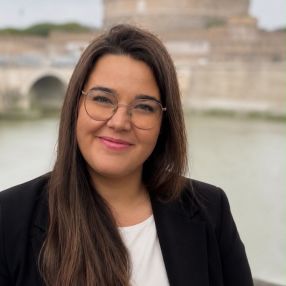 Almu, Babysitter in Torrejón del Rey