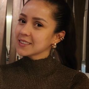 Alejandra, Niñera o canguro en Pineda de Mar