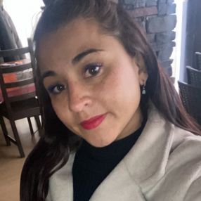 Winndy Paola, Niñera o canguro en Ayegui