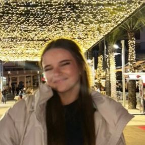 Ariam, Babysitter in la Nucia