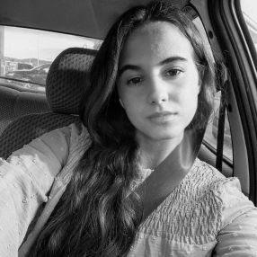 Laura, Niñera o canguro en San Isidro