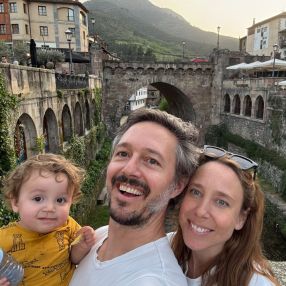 Camille, Familia en Barcelona