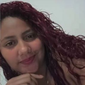 Alejandra, Niñera o canguro en La Bañeza