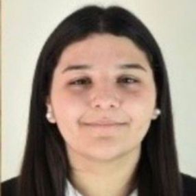 Teresa, Niñera o canguro en Cangas