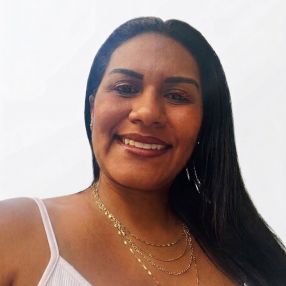 Viviana Patricia, Babysitter in Ourense