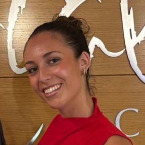 Andrea, Niñera o canguro en Urbanización las Camaretas