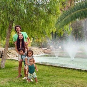 Violeta, Familia en València