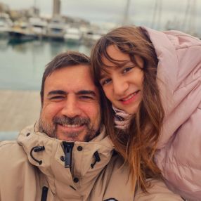 Arkostek, Familia en Alicante