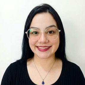 Lismary, Babysitter in Elda