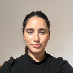 Leila, Niñera o canguro en San Enrique de Guadiaro