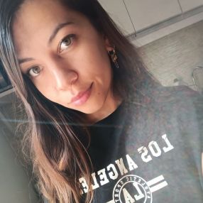 Lea Abigaíl, Babysitter in Oliva