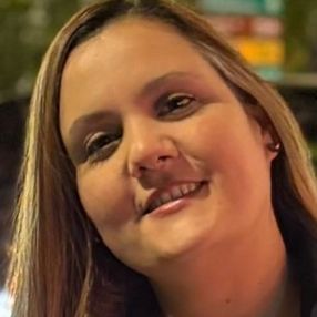 Maria Fernanda, Niñera o canguro en Ciempozuelos