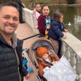 Christian Mauricio, Familia en Puzol
