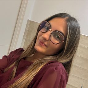 Sheyla, Niñera o canguro en Aracena