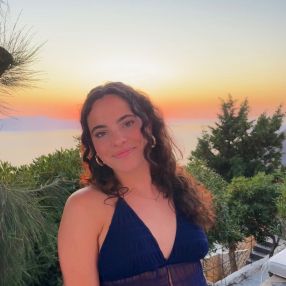 Libia, Babysitter in Salteras