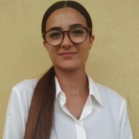 Rosa, Niñera o canguro en Sanlúcar la Mayor