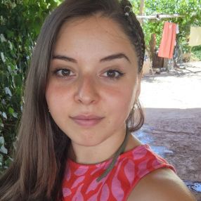 Maida, Niñera o canguro en Montornès del Vallès