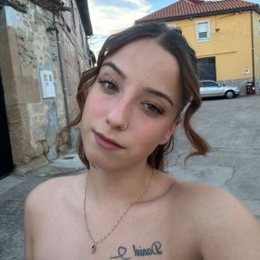 Shayla, Niñera o canguro en Cabrerizos