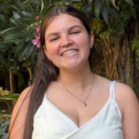 Kira, Niñera o canguro en Dúrcal