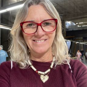 Alejandra, Niñera o canguro en El Puig