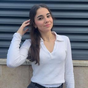 Carla, Niñera o canguro en Vila-seca