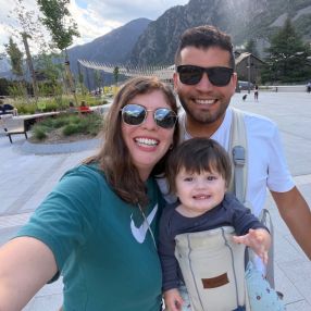 Lou, Family in Aldaia