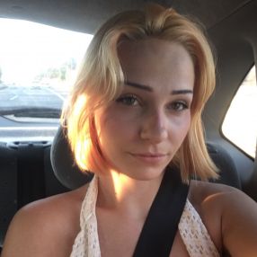 Noelia, Niñera o canguro en Esquivias