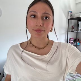 Sofía Isabel, Babysitter in Negreira