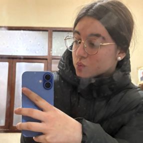 Leyre, Babysitter in Abarán