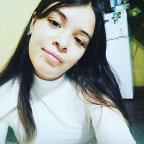 Julieta Ailín, Niñera o canguro en Los Molinos