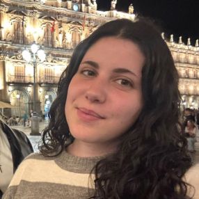 Teresa, Babysitter in Villamayor
