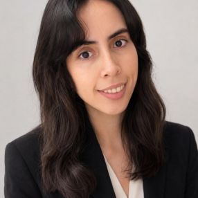 Dina, Babysitter in San Luis de Sabinillas