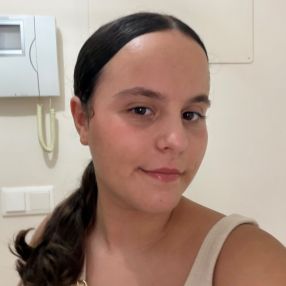 Carolina, Babysitter in Canet de Berenguer