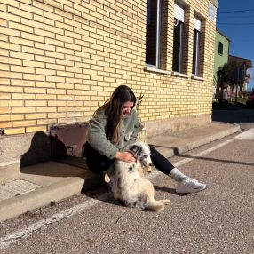 Altea, Niñera o canguro en Bárcena de Cicero