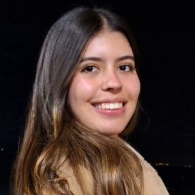 Loana Giselle, Niñera o canguro en Sant Vicent del Raspeig