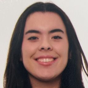 Maialen, Babysitter in Lezo