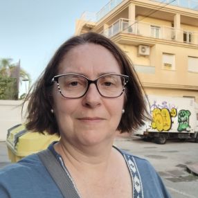 Yolanda, Niñera o canguro en La Cala del Moral