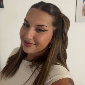 Dunia, Babysitter in Ceuta