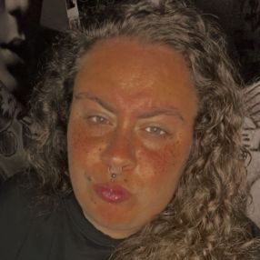Paula, Niñera o canguro en La Cuesta