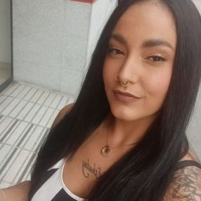 Veronica, Niñera o canguro en Antigua