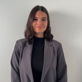 Nerea, Niñera o canguro en Arteixo