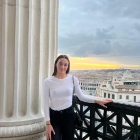 Paula, Babysitter in Sant Fost de Campsentelles