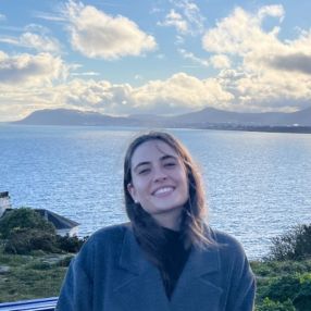 Paloma, Niñera o canguro en Godella