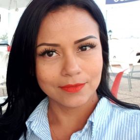 Anyi, Babysitter in Yaiza