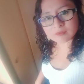 Jhoana, Niñera o canguro en Parla