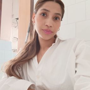 Jeniffer, Niñera o canguro en Novelda