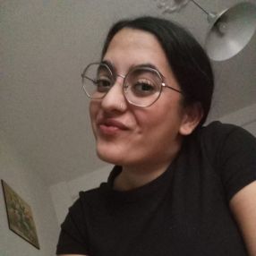 Laura, Niñera o canguro en Sabiote