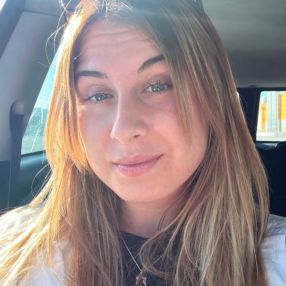Nicole, Niñera o canguro en Garrucha